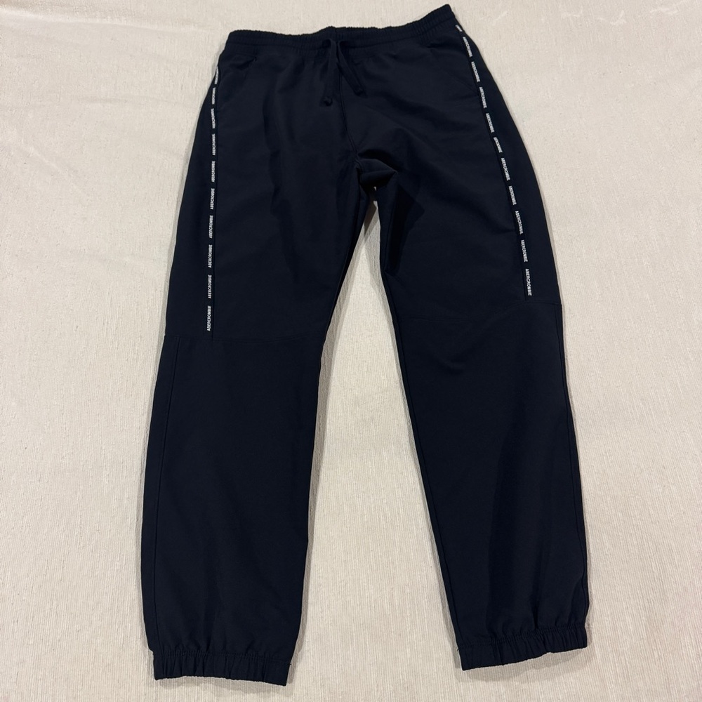 Abercrombie Kids Cozy-Lined Logo Tape Sweatpants Black Youth Size 17/18